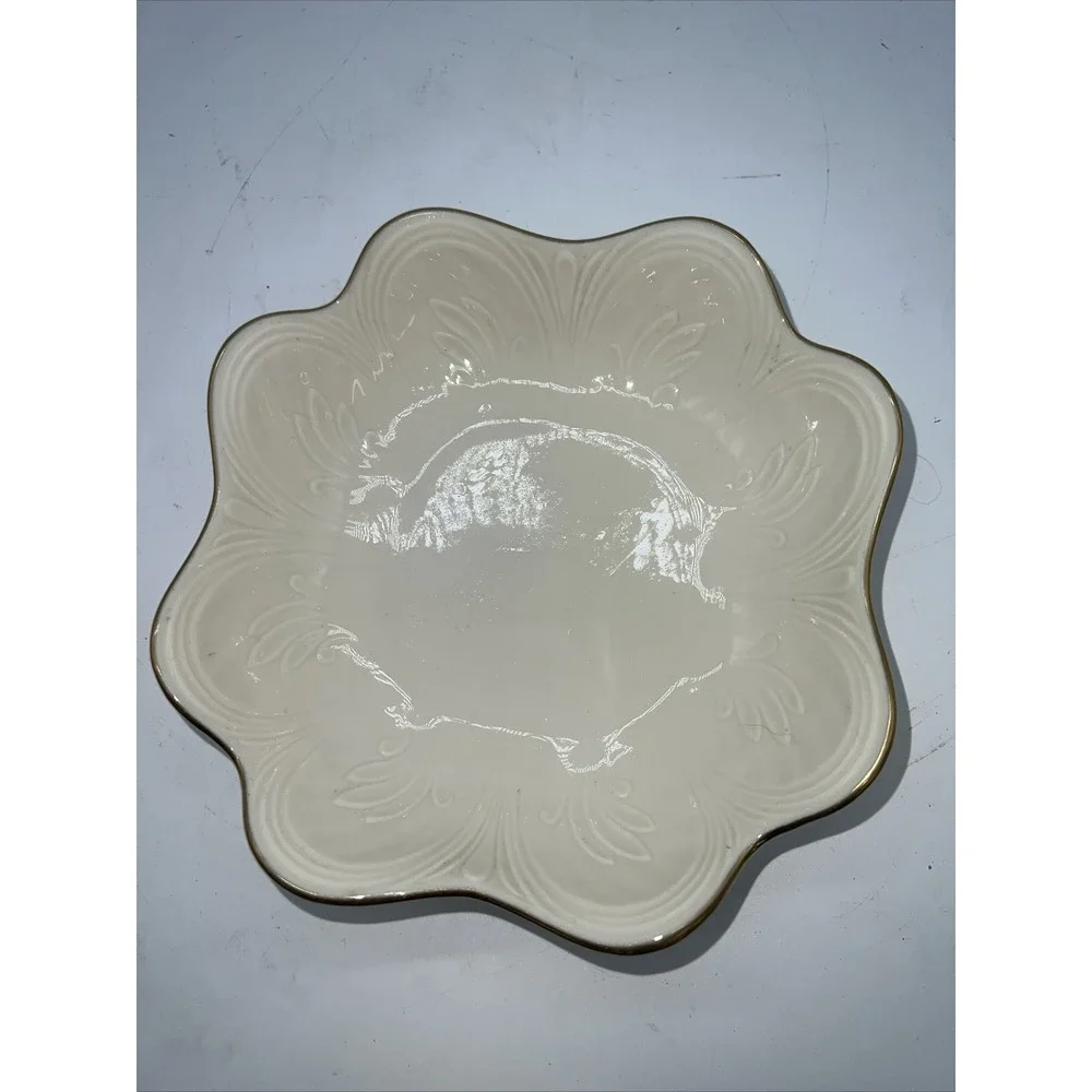Lenox Classic Ivory with Gold Trim Scalloped Edge Candy Nut Serving‎ Dish